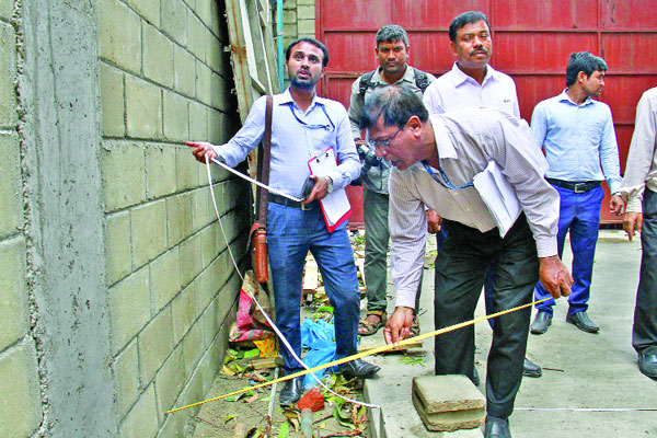 মাঠে নেমেছে রাজউক