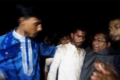 'খালি ওদের ওপর নয়, ডিম আমিও খেয়েছি'