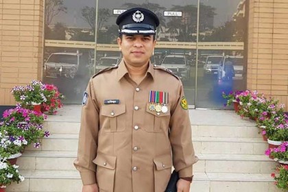 'বারবার ভেসে উঠছে আম্মার পবিত্র মায়াভরা মুখটা'