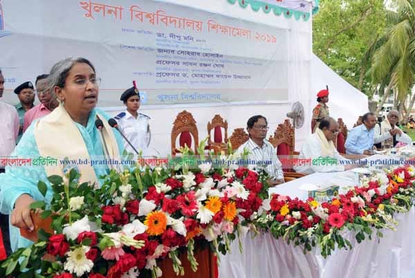 শিক্ষার্থীদের রাজনীতি সচেতন হতে হবে: ডা. দীপু মনি