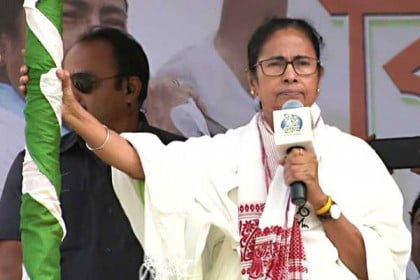 এনআরসি ও নাগরিকত্ব বিল বিজেপির দুই ‘ললিপপ’: মমতা