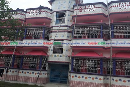 দুইদিন আটকে রেখে দুই কিশোরীকে ধর্ষণ, মীমাংসার নামে হয়রানি