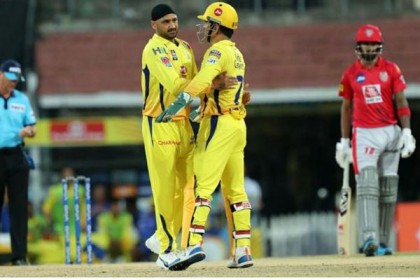 গেইলদের ২২ রানে হারিয়ে ফের শীর্ষে চেন্নাই

