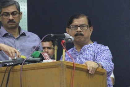 খালেদা জিয়ার মুক্তির দাবিতে এক সঙ্গে লড়ব: মান্না 