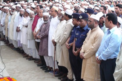গৃহায়ন ও গণপূর্ত মন্ত্রীর পিতার দাফন সম্পন্ন

