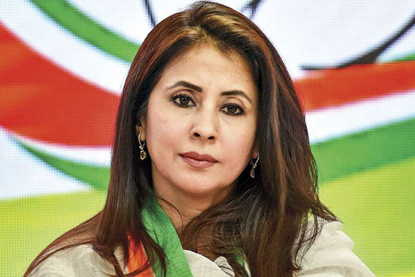 হিন্দুত্ব নিয়ে বেফাঁস মন্তব্য, উর্মিলার বিরুদ্ধে আইনি ব্যবস্থা