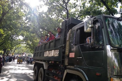 চবিতে ছাত্রলীগের আন্দোলনের জেরে ভোগান্তি শিক্ষার্থীদের