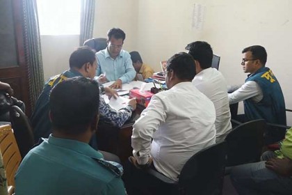 কেসিসি’র লাইসেন্স শাখায় দুদকের অভিযান