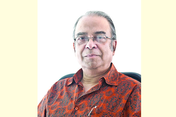 গুরুতর অসুস্থ সাংবাদিক মাহফুজ উল্লাহকে ব্যাংককে নেয়া হয়েছে