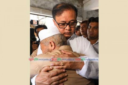 নুসরাতের পরিবারের পাশে আলাউদ্দিন নাসিম