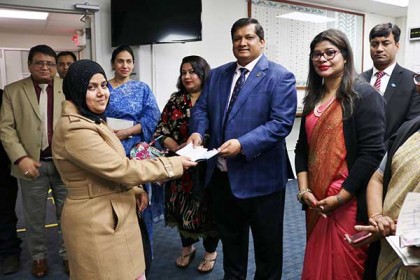 কন্স্যুলার সার্ভিসের খোঁজ নিলেন যুব ও ক্রীড়া প্রতিমন্ত্রী জাহিদ রাসেল