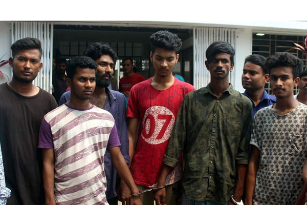 টাঙ্গাইলে স্বামীকে আটকে রেখে স্ত্রীকে গণধর্ষণ, আটক ৬

