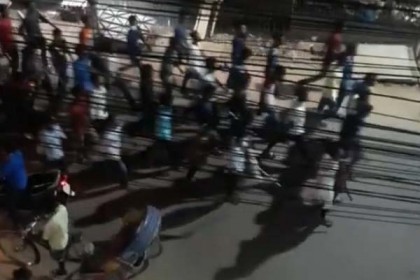 স্বেচ্ছাসেবক লীগের ওপর ছাত্রলীগের হামলা 