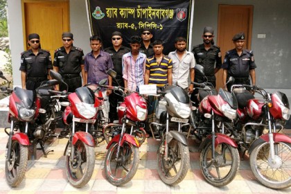 আন্তঃজেলা মোটরসাইকেল চোরচক্রের ৪ সদস্য গ্রেফতার