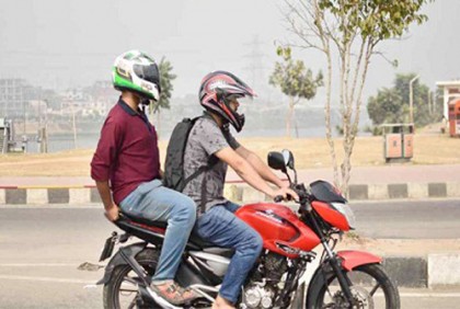 পহেলা বৈশাখে স্বামী-স্ত্রী ছাড়া অন্য কেউ মোটরসাইকেলে একসঙ্গে বসতে পারবে না