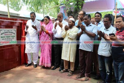 'মানসম্মত শিক্ষা নিশ্চিতে শিক্ষকদের অগ্রণী ভূমিকা পালন করতে হবে'