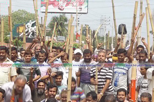 নববর্ষের দিনেও রাজপথে পাটকল শ্রমিকরা