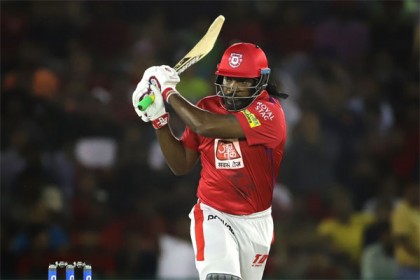 ১ রানের আক্ষেপ নিয়ে মাঠ ছাড়লেন গেইল