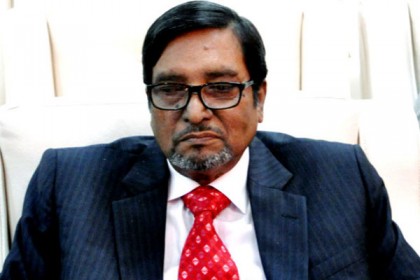 আগামী নির্বাচনে গোলাপ ফুল মার্কায় ভোট চাইলেন ইসি মাহবুব তালুকদার