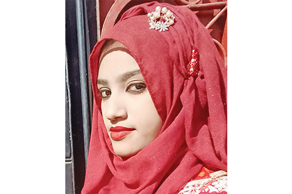 নুসরাত হত্যার ঘটনায় আরেক ছাত্রী আটক!
