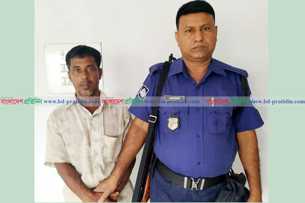 মেলা থেকে ফেরার পথে ৪র্থ শ্রেণির ছাত্রীকে ধর্ষণ, আটক ১