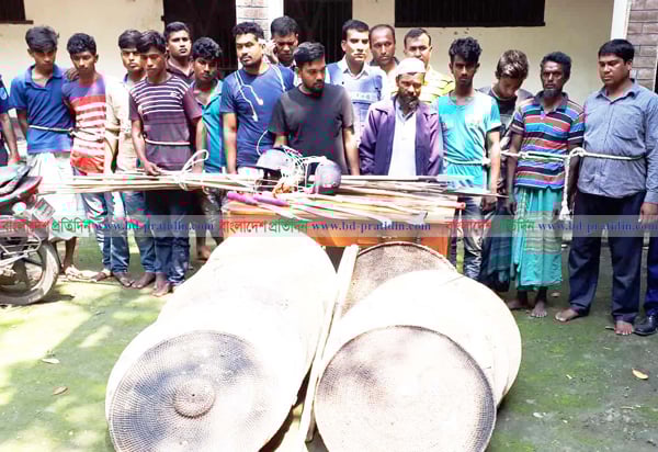 বোয়ালমারীতে সংঘর্ষের ঘটনায় মামলা, গ্রেফতার ১২   