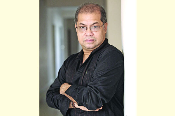 সুবীর নন্দীর শারীরিক অবস্থা অপরিবর্তিত