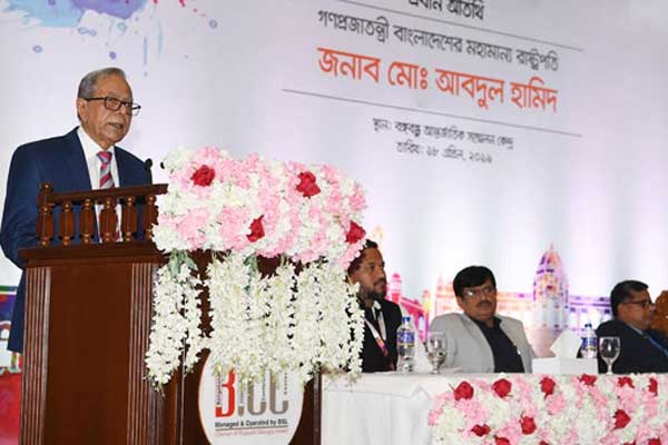 ঐতিহ্যসহ পর্যটন স্পটগুলো বিশ্বের কাছে তুলে ধরার আহ্বান রাষ্ট্রপতির