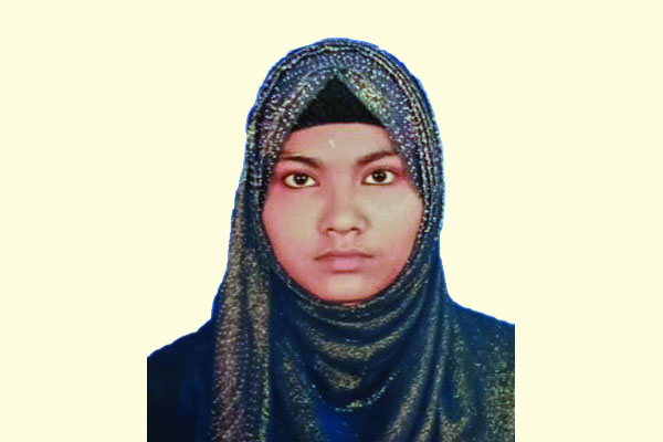 গাজীপুরে দিনদুপুরেই কলেজ ছাত্রীকে কুপিয়ে হত্যা