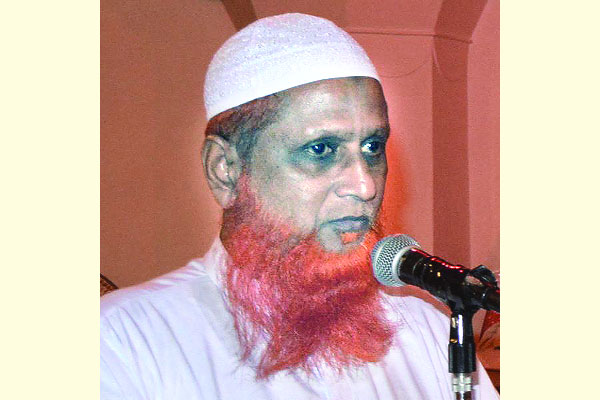 নিয়মতান্ত্রিক রাজনীতি নেই