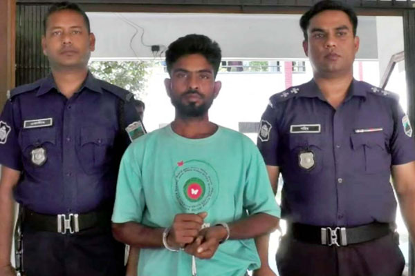 নাটোরের হত্যা মামলার পলাতক আসামি টাঙ্গাইল থেকে গ্রেফতার