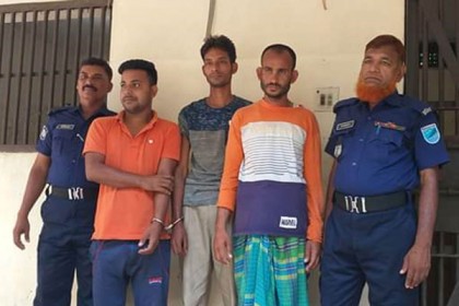বোয়ালমারীতে ২০০ পিস ইয়াবাসহ গ্রেফতার ৩