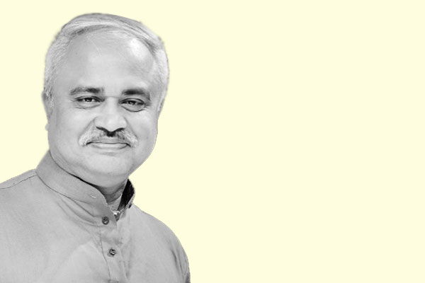 এই ধরেন ভালো লাগে, ঘোরেতে, ঠেলায়