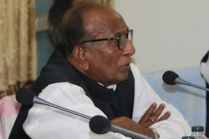 'পাকা সড়ক দশ মাসও টিকছে না'
