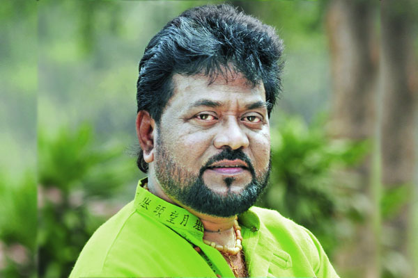 মে দিবসের গানে এন্ড্রু কিশোর