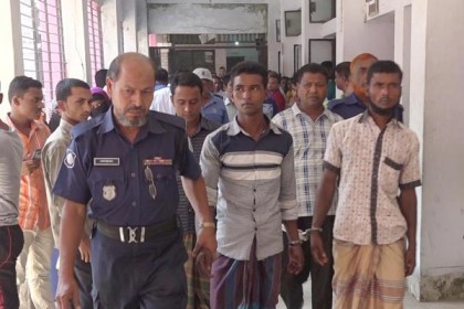 লক্ষ্মীপুরে সেই তরুণীর মৃত্যুর ঘটনায় ৪ আসামি রিমান্ডে 

