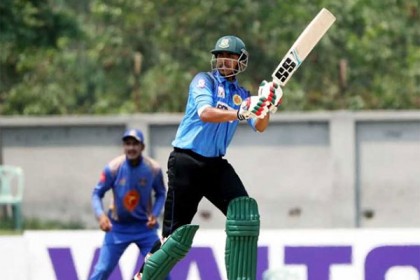 অসাধারণ ব্যাটিংয়ে ক্রিকইনফো'র প্রশংসায় ভাসছেন সৌম্য