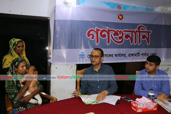 রাঙামাটিতে ক্লাবফুট রোগে আক্রান্ত শিশুর চিকিৎসার ব্যবস্থা করলেন জেলা প্রশাসক
