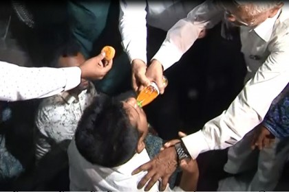 বরিশাল বিশ্ববিদ্যালয়ে উপাচার্যের অপসারণ দাবিতে আমরণ অনশন স্থগিত 