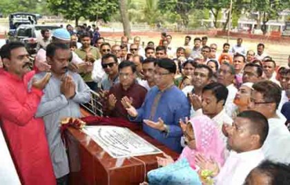 আওয়ামী লীগ সরকার উন্নয়নে বিশ্বাসী: ইকবালুর রহিম 