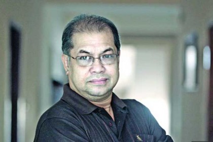 প্রধানমন্ত্রীর নির্দেশে সিঙ্গাপুর নেয়া হচ্ছে সুবীর নন্দীকে