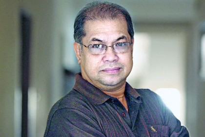 এয়ার অ্যাম্বুলেন্সে ত্রুটি, সুবীর নন্দীর সিঙ্গাপুর যাত্রা বাতিল