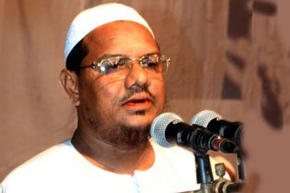 'শরীয়তের আইন পরিবর্তনের দুঃসাহস দেখালে মুসলমানরা দাঁতভাঙা জবাব দেবে'
