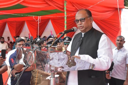 রেলের আগের ঐতিহ্য ফিরে আসছে: রেলমন্ত্রী 

