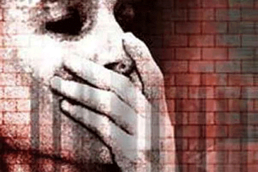 নিজের প্রেমিকের 'জঘন্য কাজ' সামনে আনলেন প্রেমিকা 