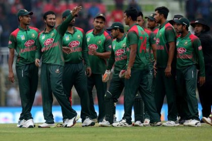 টি-টোয়েন্টি র‍্যাঙ্কিংয়ের শীর্ষে পাকিস্তান, দশে বাংলাদেশ