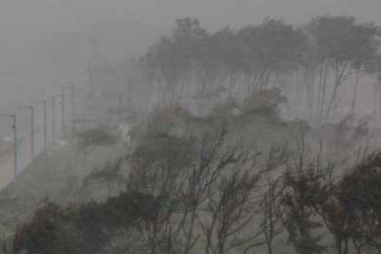 আজ যেসব জেলার উপর দিয়ে বয়ে যাবে ঘূর্ণিঝড় ‘ফণী’