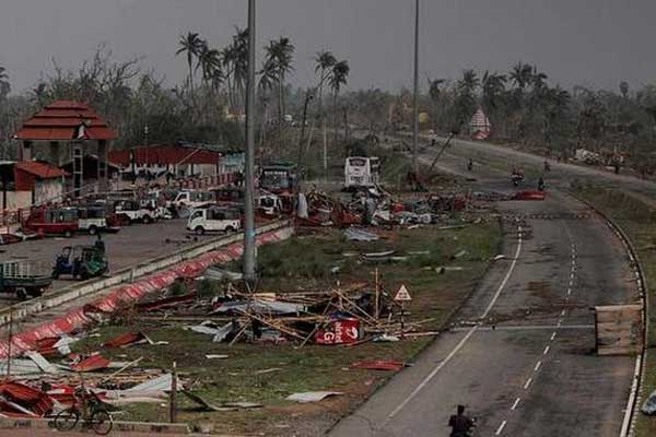 ফণী’র আঘাতে উড়িষ্যায় নিহতের সংখ্যা বেড়ে ২৯
