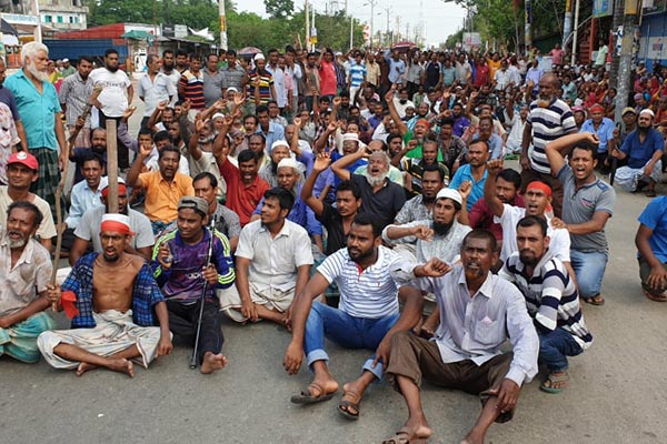 খুলনার রাষ্ট্রায়ত্ত পাটকল শ্রমিকদের রাজপথ-রেলপথ অবরোধ ঘোষণা