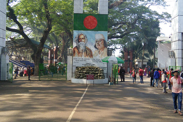 লোকসভা নির্বাচন; বেনাপোল-পেট্রাপোল বন্দরে বাণিজ্য বন্ধ